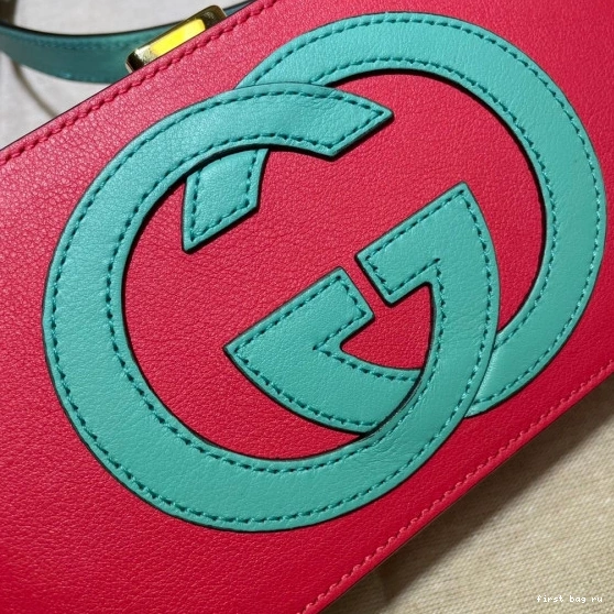 First bag ru GUCCI Interlocking G mini bag 0808